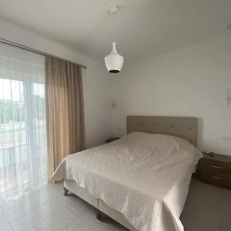 Leventis 1 Apartment